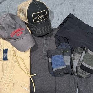 Resellers Lot - Darn Tough Aswemove Hollister Cornell Blue Jays Taylor Guitars